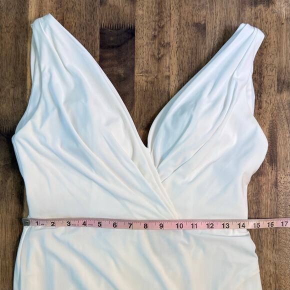 Mac Duggal Women’s 12336CL V Neck Jersey Bridal Dress Train Slit White Size 8 - Picture 8 of 8